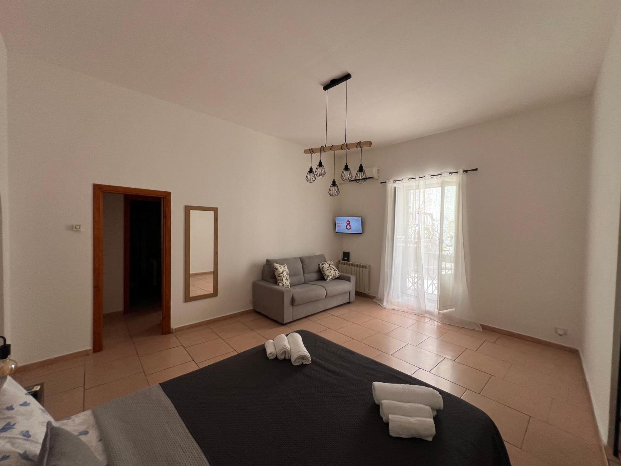 Greta'S Apartment Discesa Delle Capre Palermo Bagian luar foto